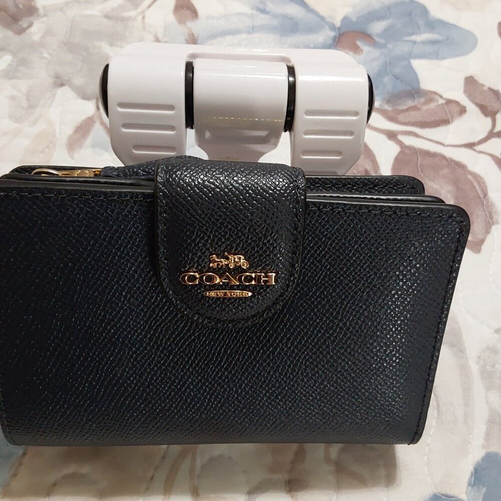 ***LOW START *** NWT Coach Midnight Blue Bifold Wallet